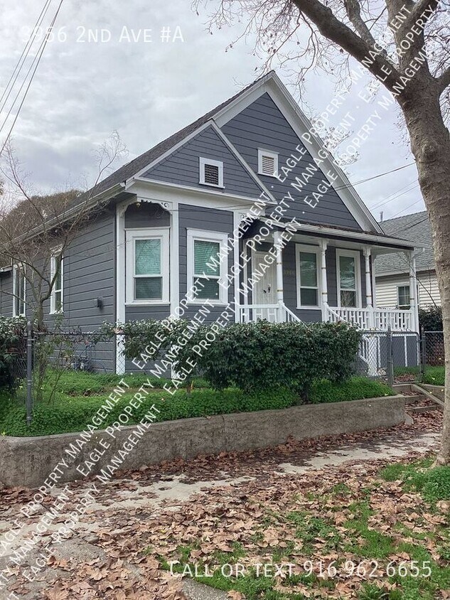 Primary Photo - 4Bed/2Bath Walking distance to UC Davis Me...
