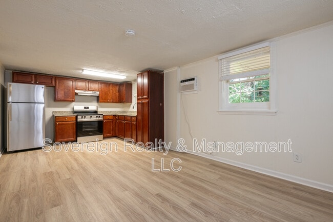Building Photo - 3454 Rockbridge Rd SW