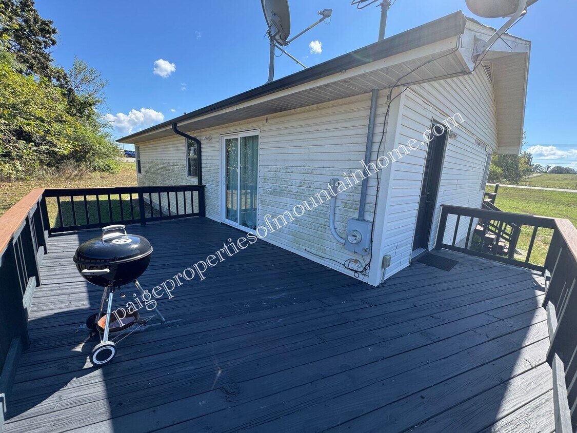 Foto del edificio - Charming 3-Bedroom Home