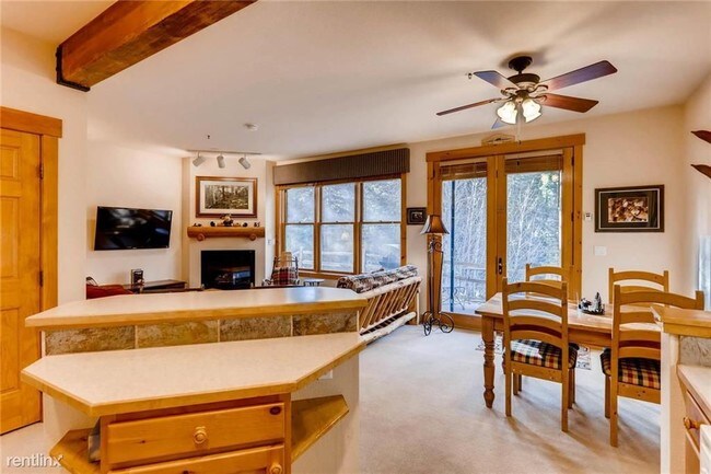Building Photo - 1 br, 1 bath Condo - 90 Trappers Crossing Trl