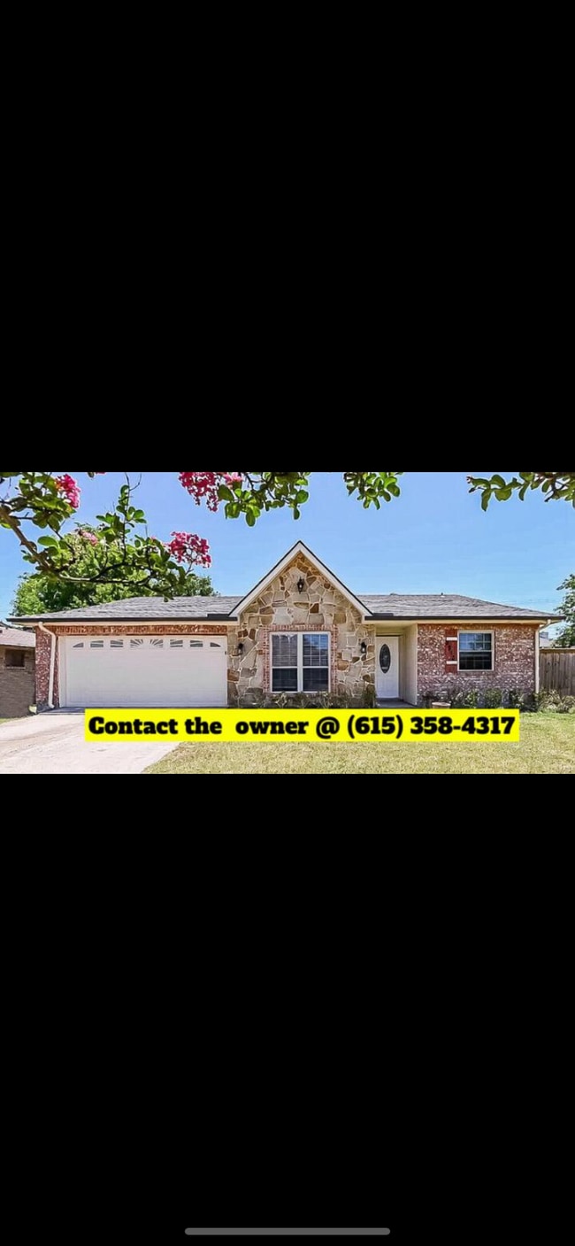 2910 E Pepperidge Dr, Lancaster, TX 75134 House for Rent in Lancaster