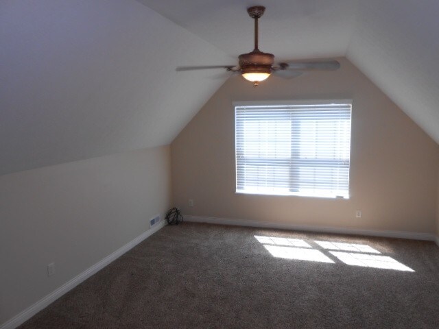 Foto del edificio - 6213 Womersley Drive
