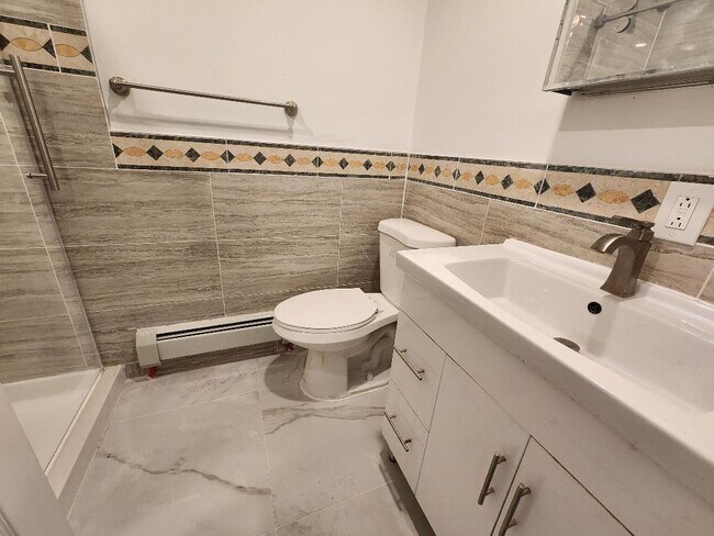 Foto del edificio - 3045 68th St