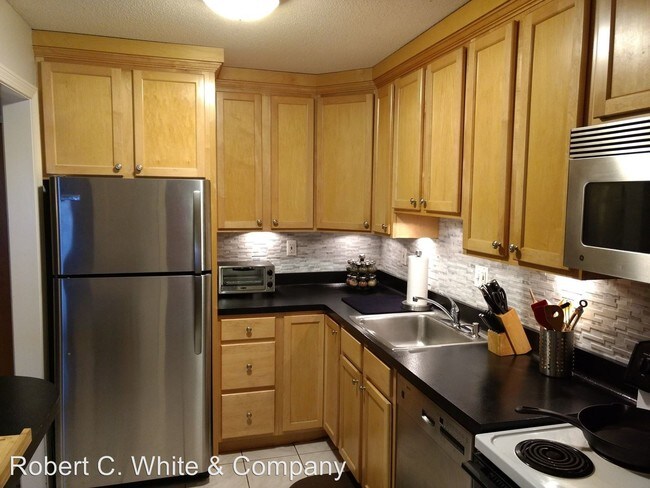 Foto del edificio - 1 br, 1 bath House - 64 Oxbow Drive Apt B7