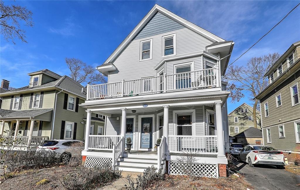 222 Rochambeau Ave, Providence, RI 02906 Room for Rent in Providence