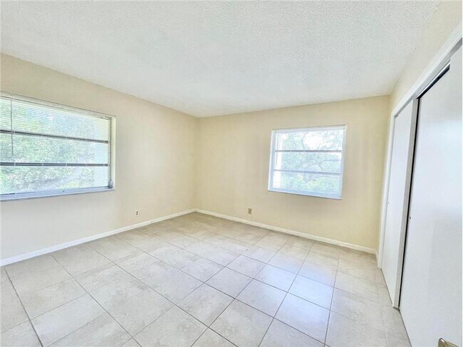 Foto del edificio - 636 NW 13th St