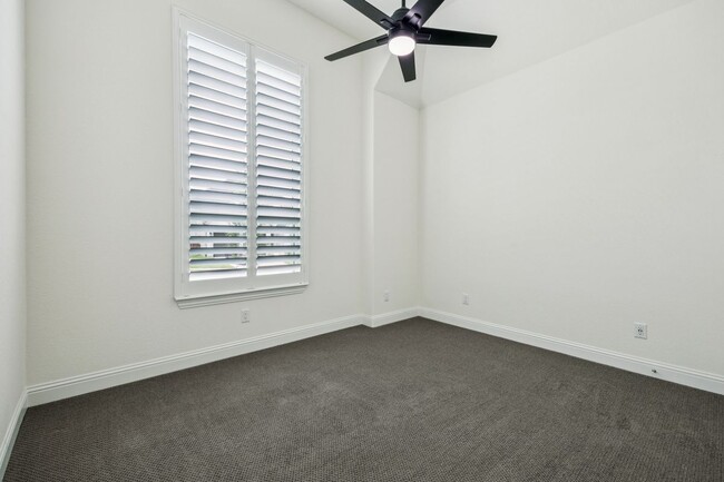 Building Photo - 1713 Purple Thistle Ln