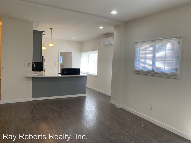 Foto del edificio - 810 N Bonnie Brae St