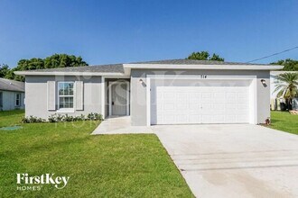 Building Photo - 714 SW Dalton Cir