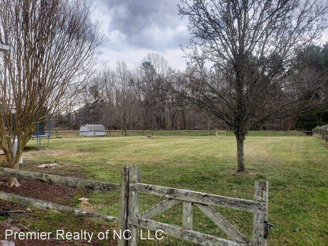 Building Photo - 3 br, 2 bath House - 164 Pepperstone Dr