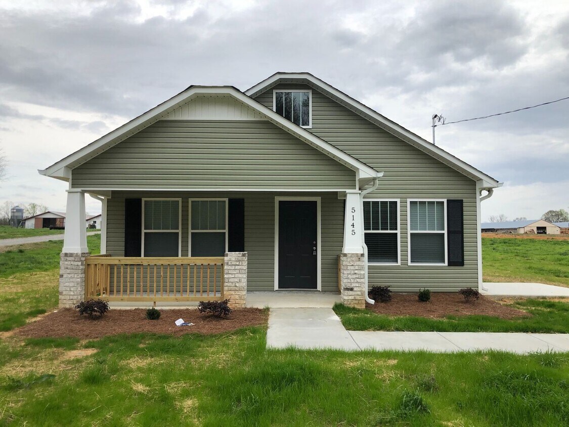 Primary Photo - 3 br, 2 bath House - 5145 County Road 813
