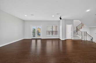 Building Photo - 4413 Koehler St