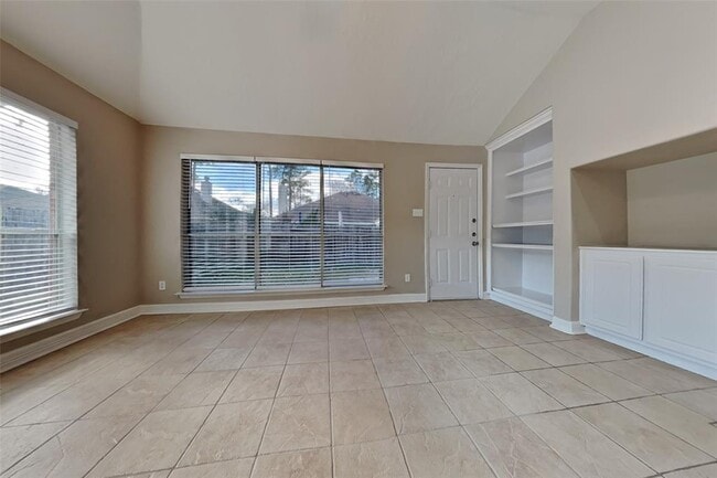 Building Photo - 11 Nila Grove Ct