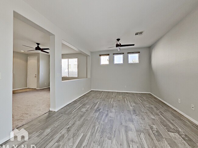 Foto del edificio - 7635 Avila Beach Ave