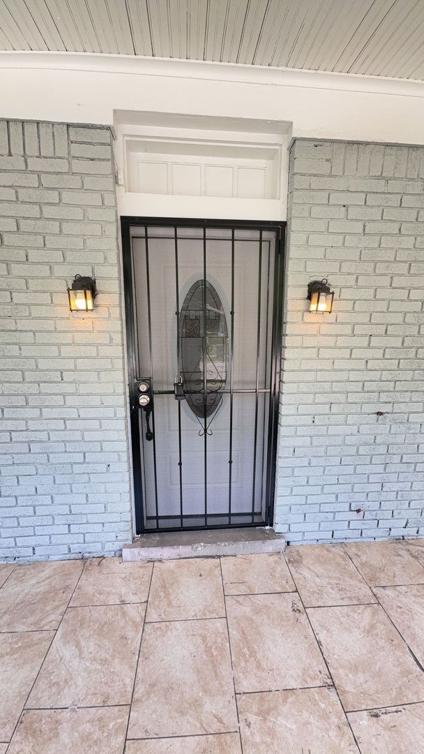 Foto del edificio - Spacious 3 Bed / 2 Bath Home with Bonus Room