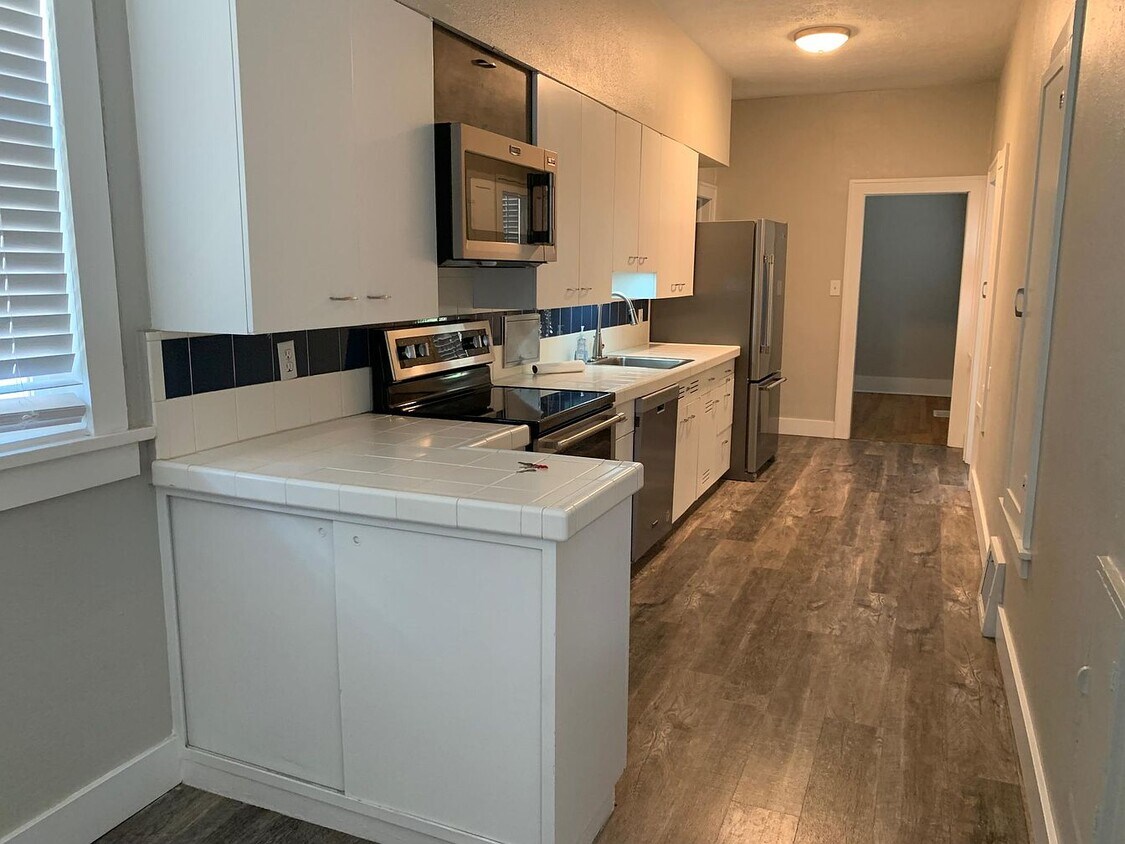 Foto principal - 424 W Cheyenne Rd