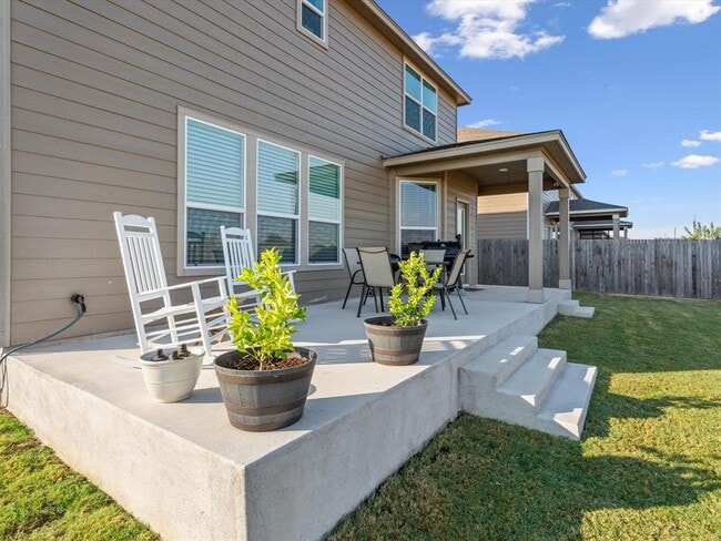 Building Photo - 753 Bailey Park Dr