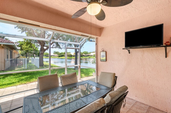 Building Photo - 2473 S Coral Trace Cir