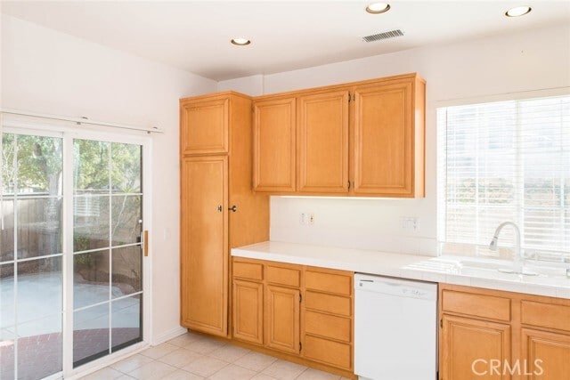 Foto del edificio - 124 Cherrybrook Ln
