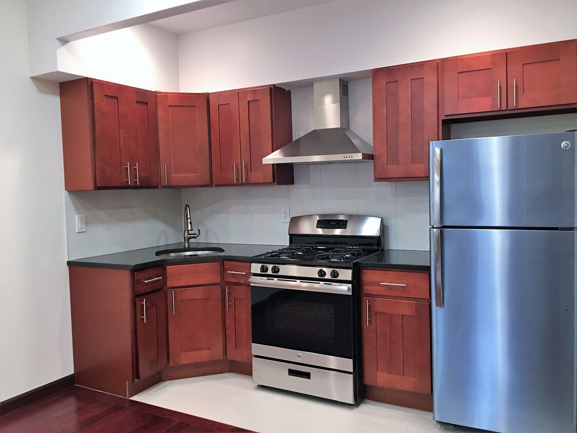 Primary Photo - 603 W 187th St