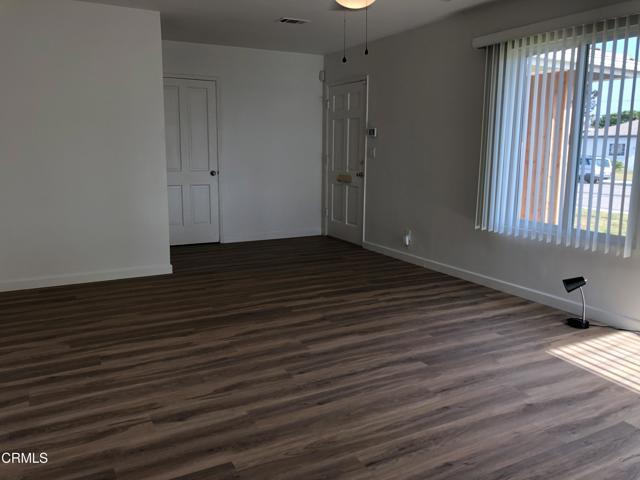 Building Photo - 1447 W Palm Dr