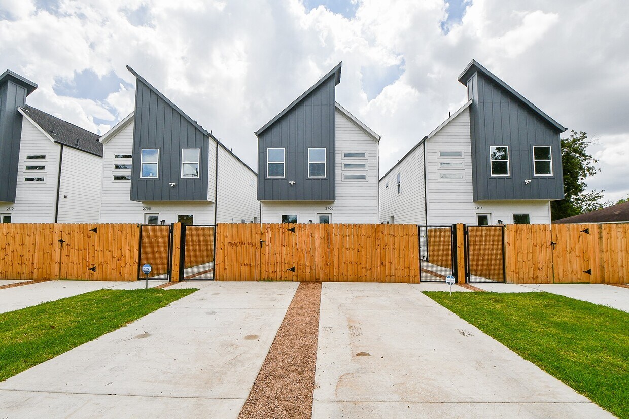 Foto principal - 2706 Bostic St
