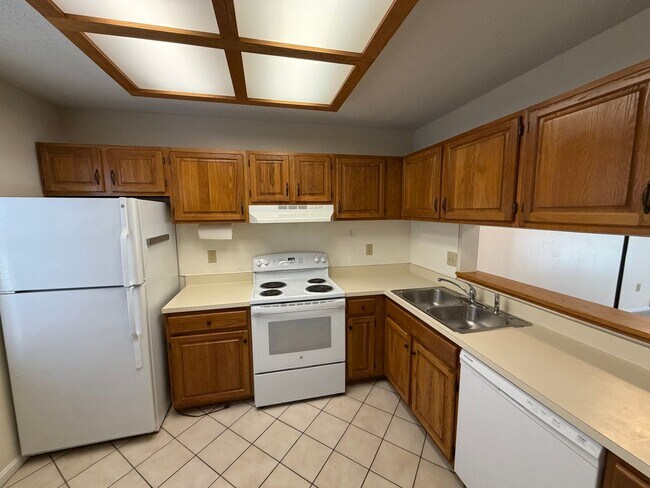 Foto del edificio - 62 Hayes Ave