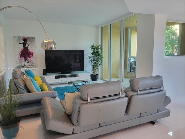 Foto del edificio - 90 Alton Rd