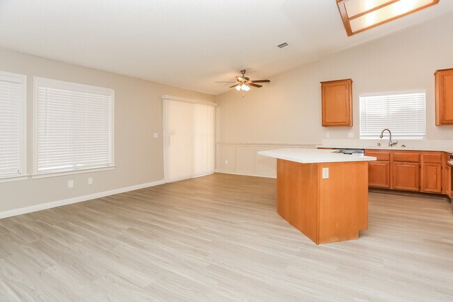 Foto del edificio - 3728 Dauntless