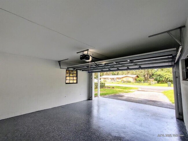 Foto del edificio - 2517 NE 4th Ave