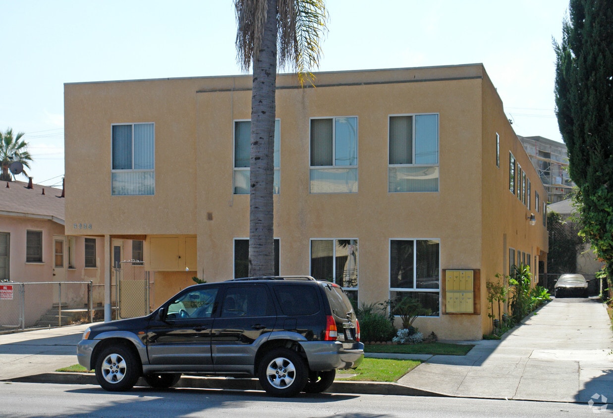 Building Photo - 9338 National Blvd