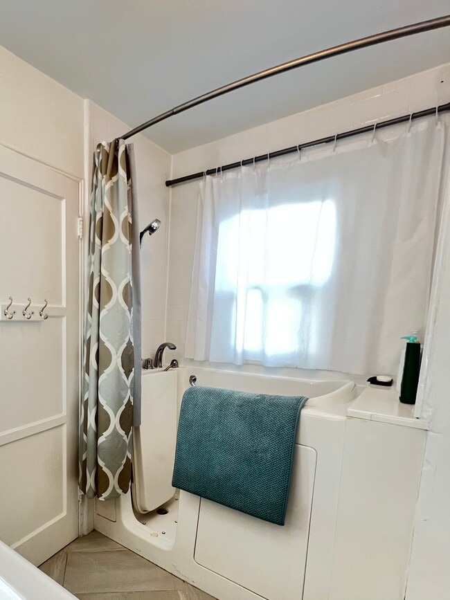 Foto del edificio - 530 N Quarantina St