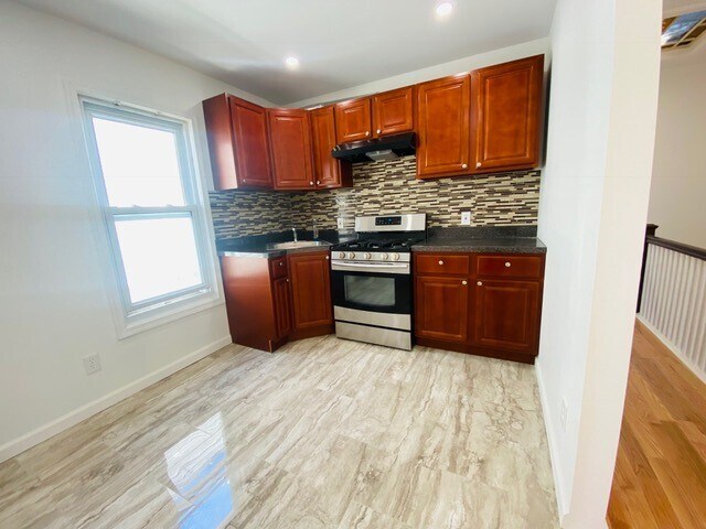 Kitchen - 1069 78th St