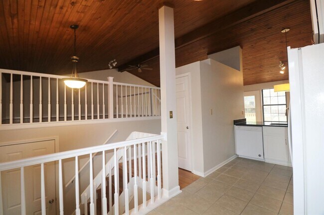 Foto del edificio - 3424 Springlake Dr