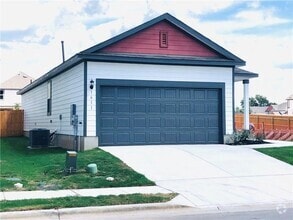 Building Photo - 1611 Adobe Walls Way