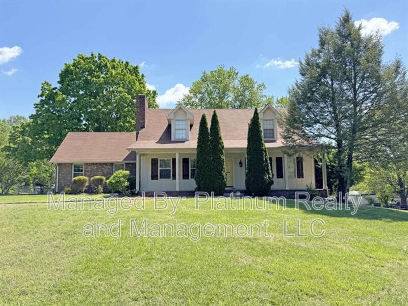 Primary Photo - 2073 Roxbury Ln