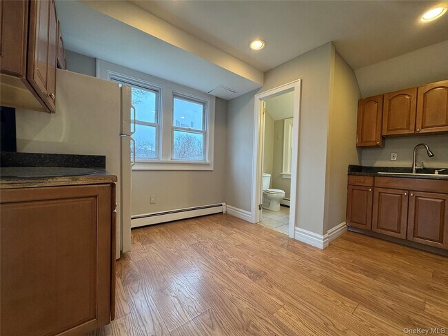 Building Photo - 157 NY-17M