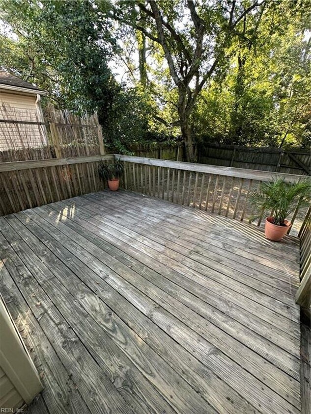 Building Photo - Detached Single Family Home for Rent