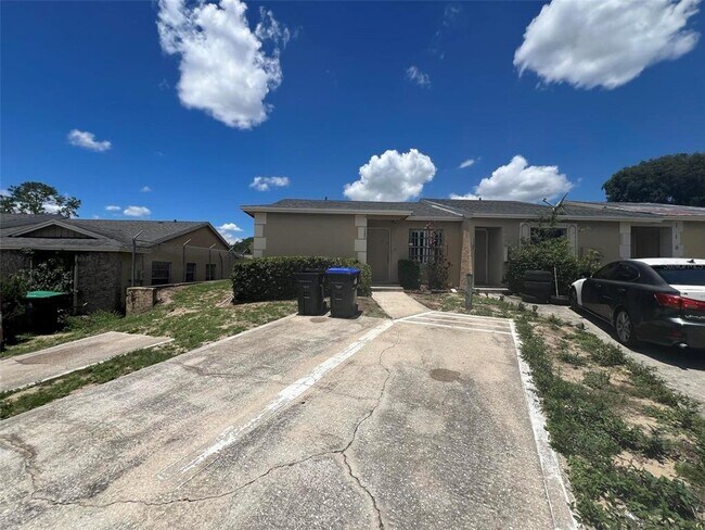 Building Photo - 1109 Woodman Way
