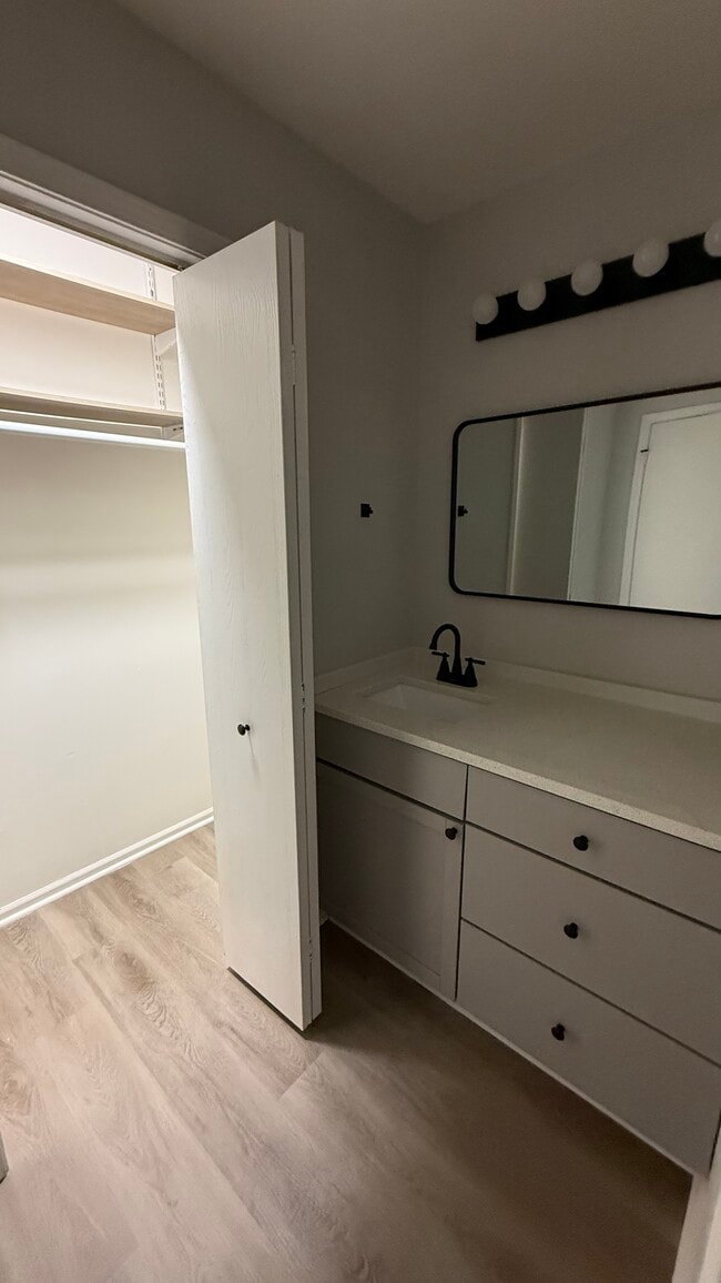 Building Photo - 3531 Princeton Ave