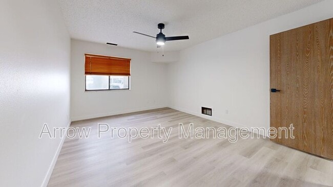 Building Photo - 203 E Arbor Ave