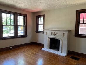 Building Photo - 2021 Scott St