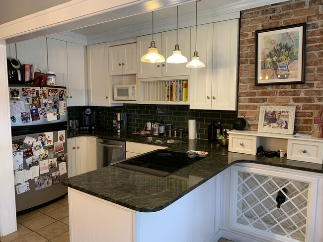 Foto del edificio - 4434 Mill Creek Pkwy
