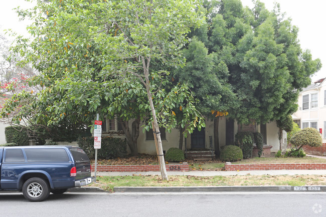 Foto del edificio - 132 S McCarty Dr