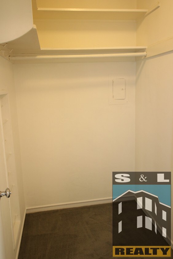 Foto principal - 1665 Chestnut St