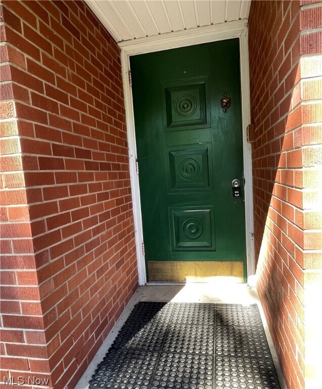 Foto del edificio - 1379 Barlow Rd