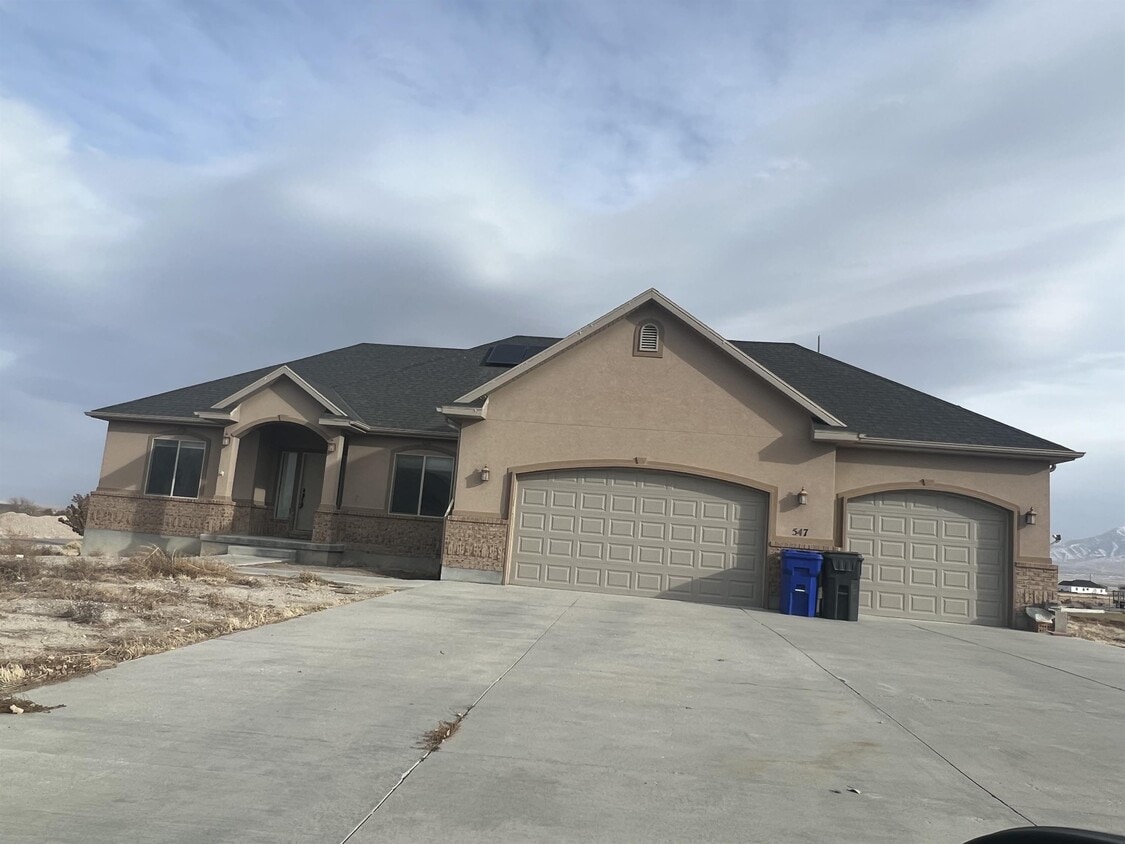 547 Christley Ln, Grantsville, UT 84029 House Rental in Grantsville