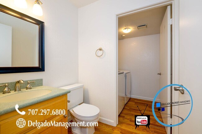 Foto del edificio - Benicia large townhouse available now!