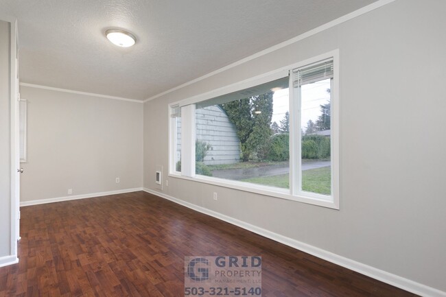 Building Photo - 1 Bedroom Bungalow Available in Inner Nort...