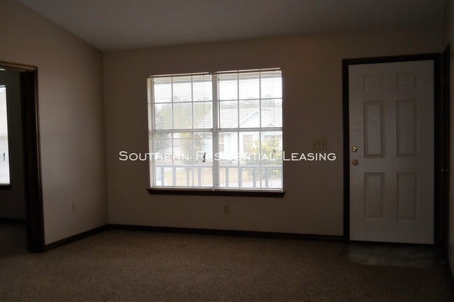 Building Photo - 329 Ray Ave, Crestview, FL ~ by Southern